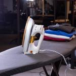 1200W Automatic Weight Dry Iron Geepas GDI23011