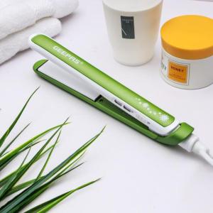 Geepas Ceramic Straight Hair Straighteners 35W - Easy Pro Wide Ceramic Floating Plates with Auto Temperature 180°C-200°C